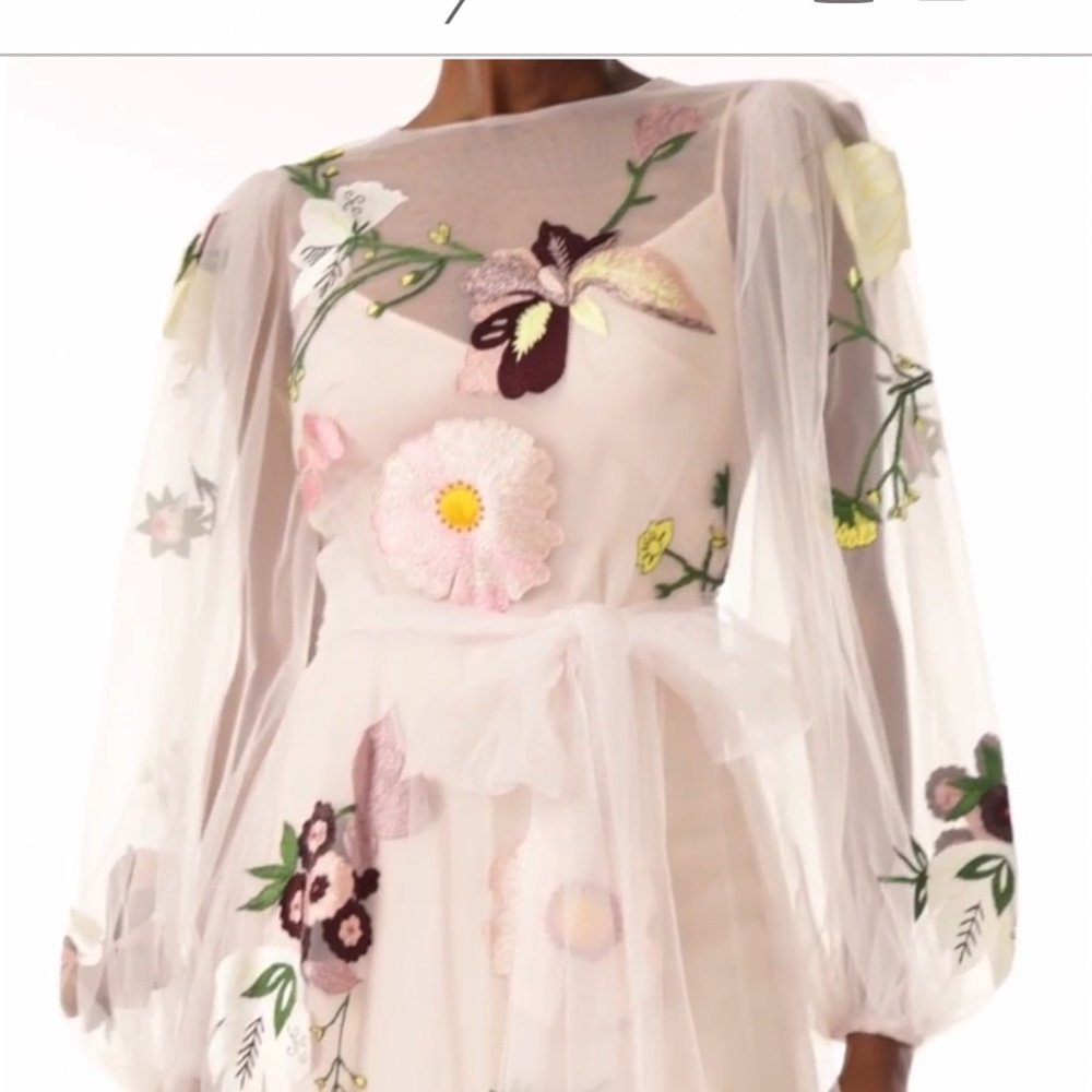 Monique Lhuillier COLLECTION